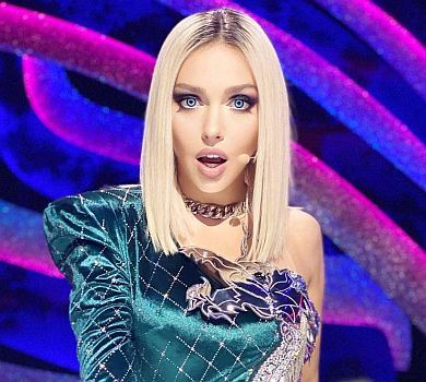 Я іще і перукар: Полякова показала, що зробила з волоссям доньки. ФОТО