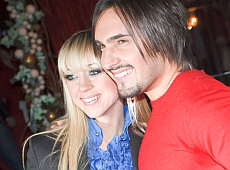 Козловський, Сумська і Тищенко відкрили караоке-турнір