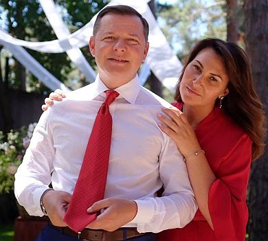 Чекаємо на щастя: Ляшко поділився милим ФОТО вагітної дружини