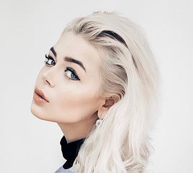 Гросу розповіла про майбутнього чоловіка та похвалилася обручкою