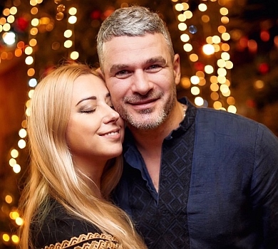 Оце так пристрасть: Тоня Матвієнко вп'ялася зубами в Мірзояна. ФОТО