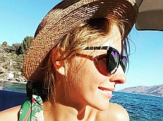 Осадча на відпочинку колекціонує двері та вікна. ФОТО 