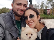 Джамала з чоловіком і песиком вийшла на Марш за права тварин