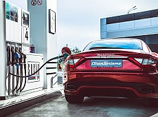 Побачення по-одеськи: Maserati, SOCAR, ретрофутуризм та просеко