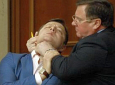 Мартинюк з Ляшком пограли в Отелло й Дездемону. ВІДЕО