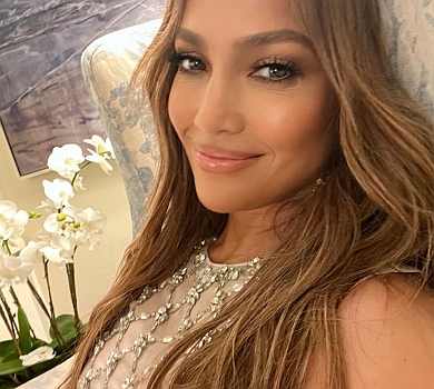 Лопес у річницю пригадала поцілунок із Аффлеком на тлі салюту