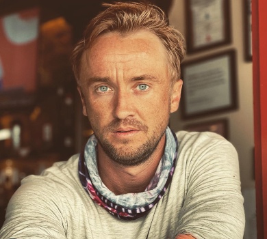 Надсилаю вам свою любов: зірка Гаррі Поттера Том Фелтон звернувся до українців. ВІДЕО