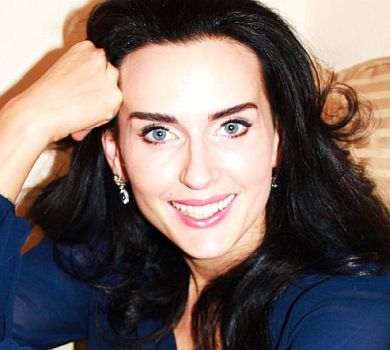 Лібідоносну енергію підвезли: в мережі обговорюють новоспечену посолку-сексологиню