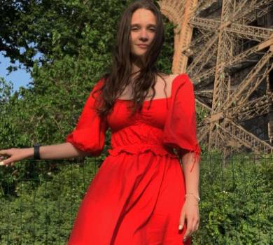 Знайшли в курнику: дівчина лідера Kalush здивувала домашнім улюбленцем. ФОТО