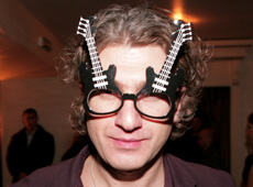 Нікітін провів вечір з Білик-сердечком та своїми клонами