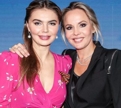 Кабаєва у сукні за $1800 та георгіївській стрічці відкрила фестиваль імені себе 