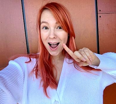 Вагітна Тарабарова в обтислому боді вшкварила гарячі танці. ВІДЕО 