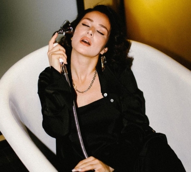 Уже не буду такою, як була: Огнєвіч після розриву з переможцем Холостячки побешкетувала в ванні