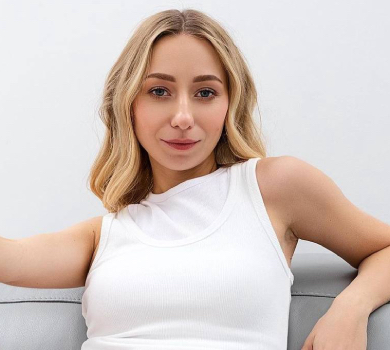 Дружина Павліка оголосила вартість операціі на носі та пояснила, чому не зробила мамопластику