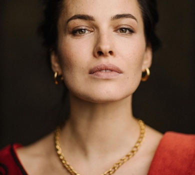 Багатодітна Астаф'єва розказала, як новий бойфренд завойовував її світлинами їжі та розповіддю про бобра