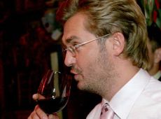 Руслана залишить Україну, а Сумська нашиє на дочку ялинкові іграшки