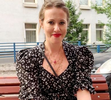 Собчак попсою зізналася в коханні Богомолову, а Віторган уже не ховає молоду подругу