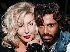 Полякова з дочкою та Білик з чоловіком розважилися під пісні Барських