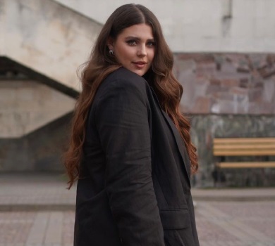 Мейкап, приставка та розмови: Заріцька розказала, як рятується від стресу під час війни