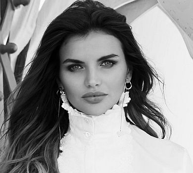 Син Лавриновича повідомив про смерть своєї 36-річної дружини