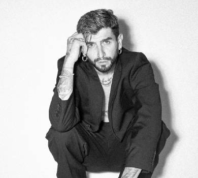 Мультиартист Діма Жук у проєкті Кароль заспівав про розлуку під час війни. ВІДЕО