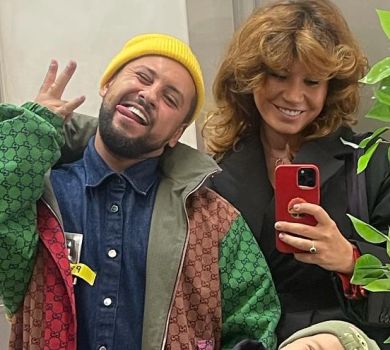 Дружина Монатіка повернулася до України та показала, що на неї чекало вдома