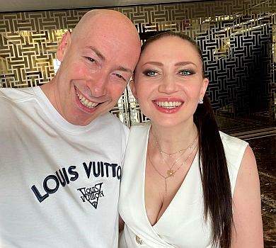 Сімейний заплив: Гордон показався з дружиною-боцманом та дітьми від різних шлюбів