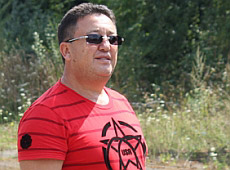 Екс-соратник Тимошенко ледь не плакав за шваброю на плацу