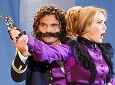 Вольнова у міні та Литовченко з Chanel зійшлися на Сумську з Горбуновим