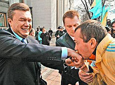 Янукович з Хама став Ханом, а його батько любив хряпнути? 
