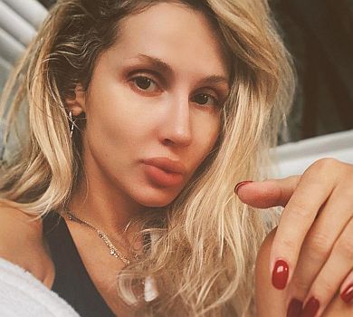 Лобода в Києві заселфилася з 1,5-місячною донечкою Літковської. ФОТО 