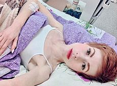 Подружка Розенка опинилася на операційному столі та показала фото з лікарні 