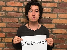 Шуров і Хливнюк долучилися до флешмобу на підтримку полоненого у ДНР вченого