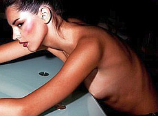 Міс Україна-2012 Жиронкіна мріє про більші груди. ВІДЕО