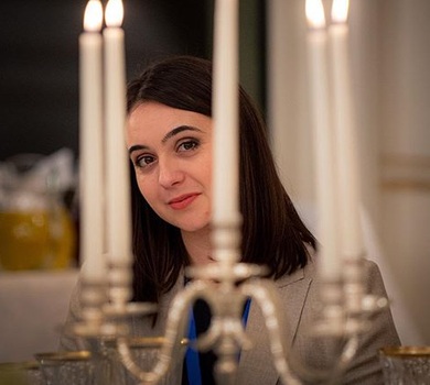 Мендель в рябенькому показала президентську ялинку