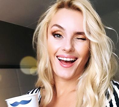 Ірина Федишин зробила сексі-селфі в Бердичеві