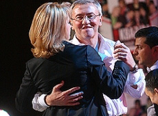 Черновецький коханку засипав пелюстками троянд. ФОТО жінки