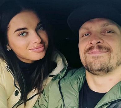 Ми вдома: дружина Усика оголосила про повернення в Україну та завела новий Instagram