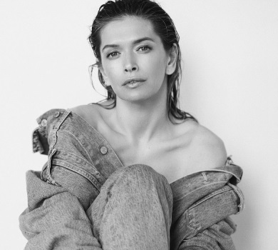 Сумна та втомлена: Брежнєва показалася, якою собі подобається