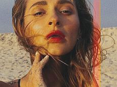 Tayanna в зухвалому купальнику попляжилася в кліпі, знятому на телефони. ВІДЕО 