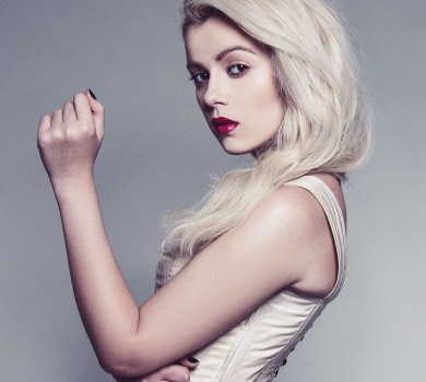 Міка Ньютон про мовчання Тані Терехової: Як підтримувати ворога, коли відбувається геноцид твоєї нації