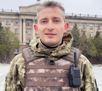 Добре бути лайном: Серга зачитав вірша про тупість і стадність росіян. ВІДЕО