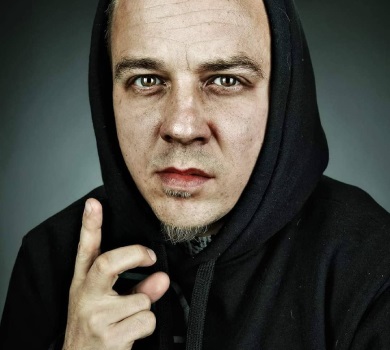 Умер роz’янін - ну і х*й с нім: соліст ТНМК присвятив вірша російським окупантам