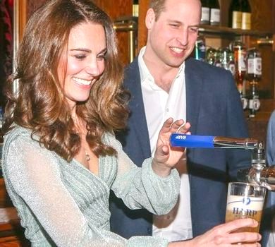 Принц Вільям на колоді, Міддлтон за барною стійкою: пригоди подружжя в Північній Ірландії