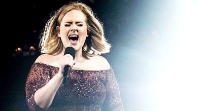 Адель оголосила про розлучення з чоловіком