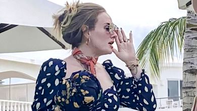 Пляжна кралечка: Адель на відпочинку похизувалася стрункою фігуркою