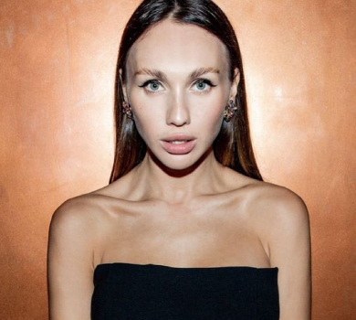 Ніколи не були зрозумілі скиглики: учасниця Холостяка Варлей поміркувала про важливість високої самооцінки