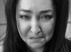 Лоліта, Білан та Арбеніна поплакали на підтримку Kazka. ВІДЕО