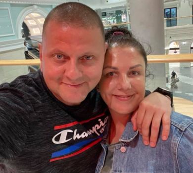 Залужний романтично привітав дружину і показав селфі з нею 