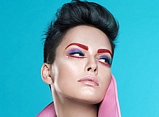 Астаф’єву розмалювали під футуризм, романтизм та ретро. ФОТО